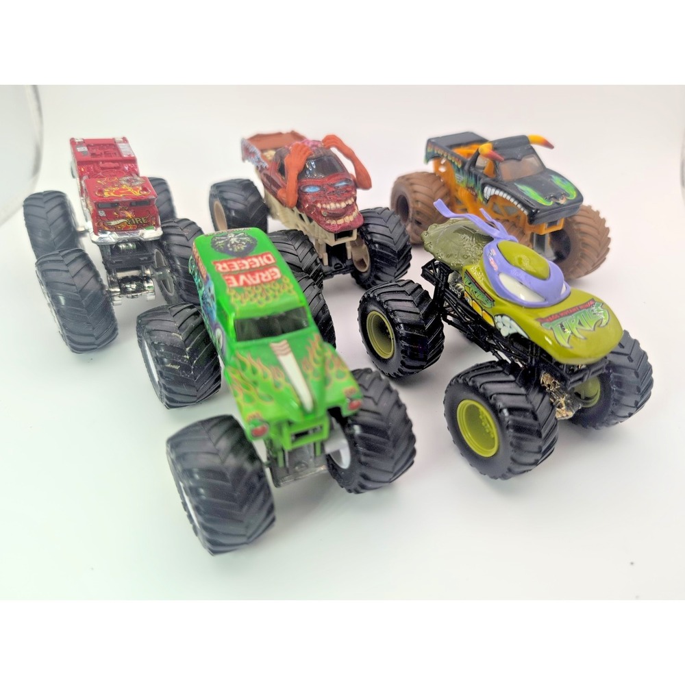 Hot Wheels Monster Truck Lot Of Five Diecast 1:64 Ninja turtle grave digger